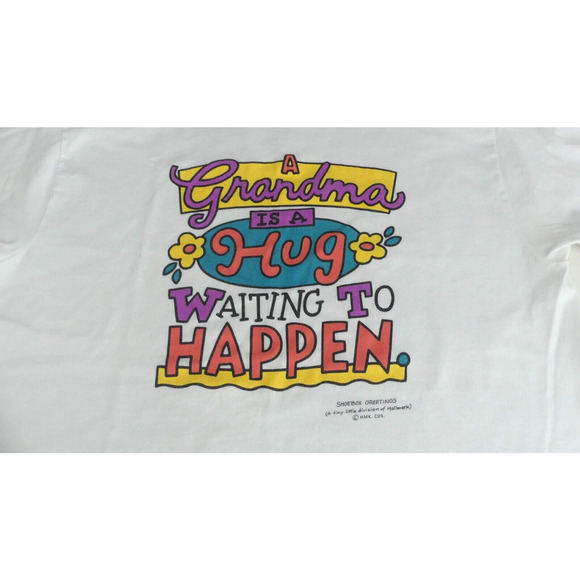 Vtg Hallmark Shoebox Greetings Grandma T-Shirt Hug Waiting 80s Novelty Size L - Picture 2 of 6